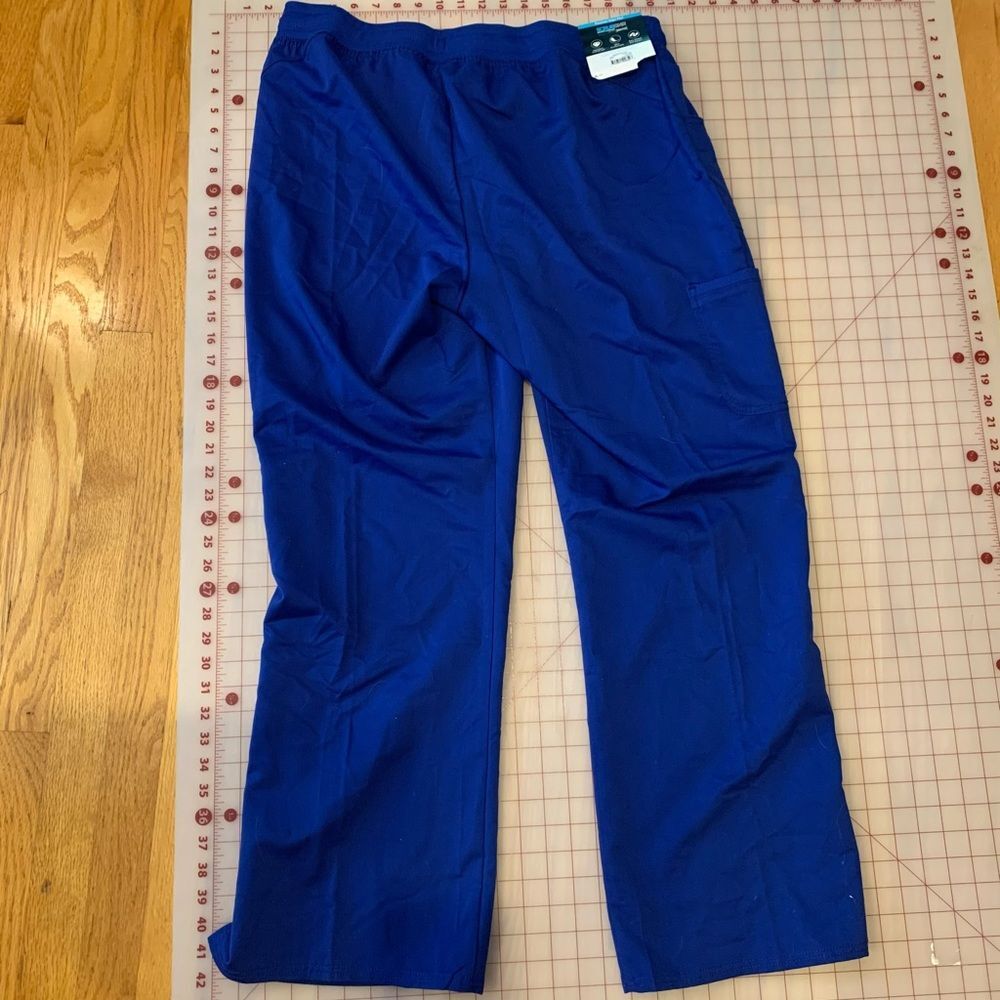 NWT Scrub Yoga Pants